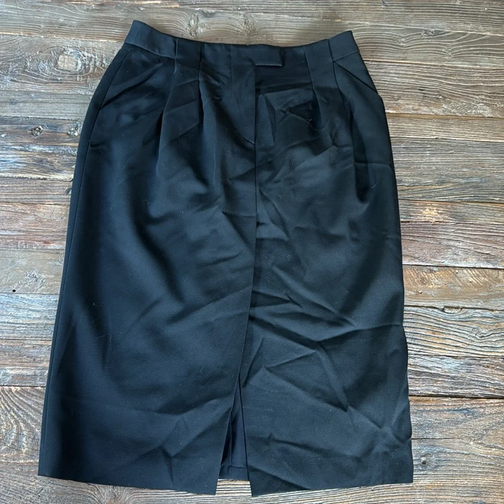 Giorgio‎ Armani wool midi length pencil skirt EUC size 42